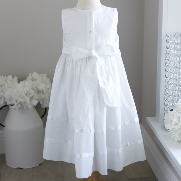 Strasburg Dress White Cotton Smocked Pearls Flower Girl Beach Portrait LIKE NEW - Picture 3 of 6
